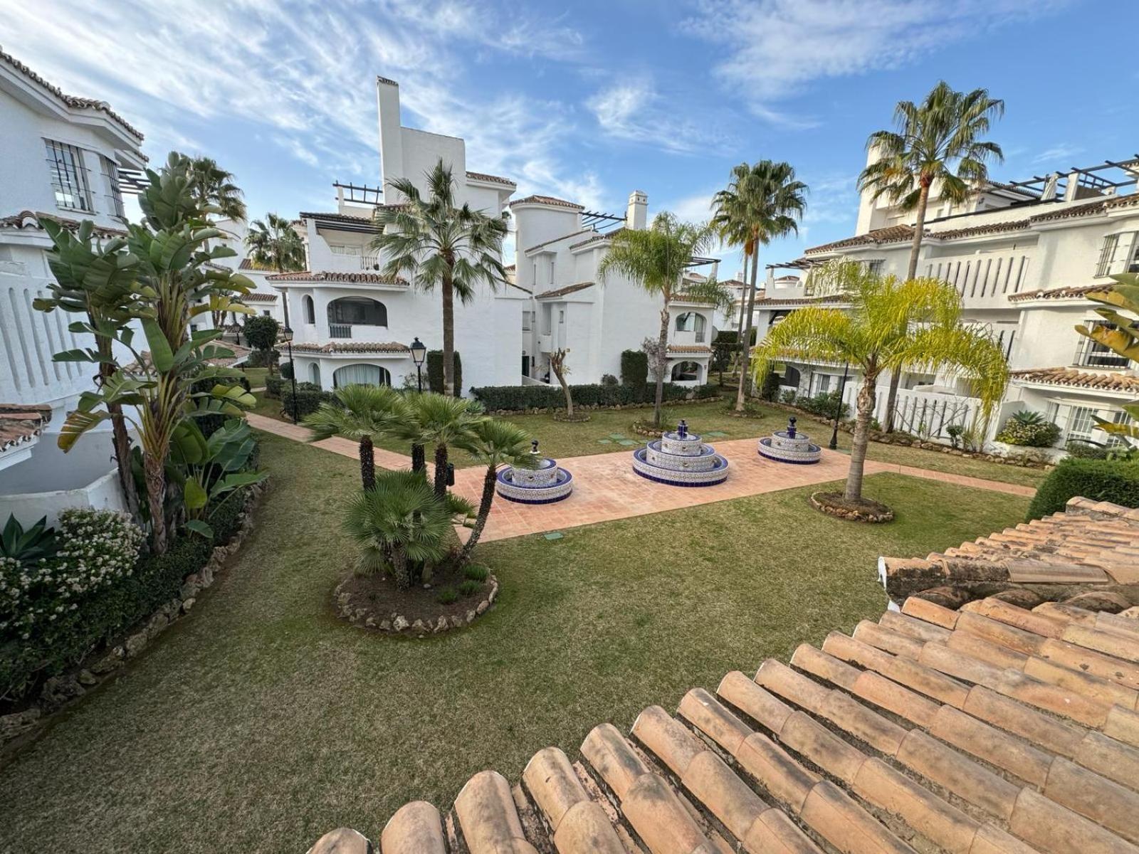 Apartamentos Naranjos Del Sol Marbella Kültér fotó