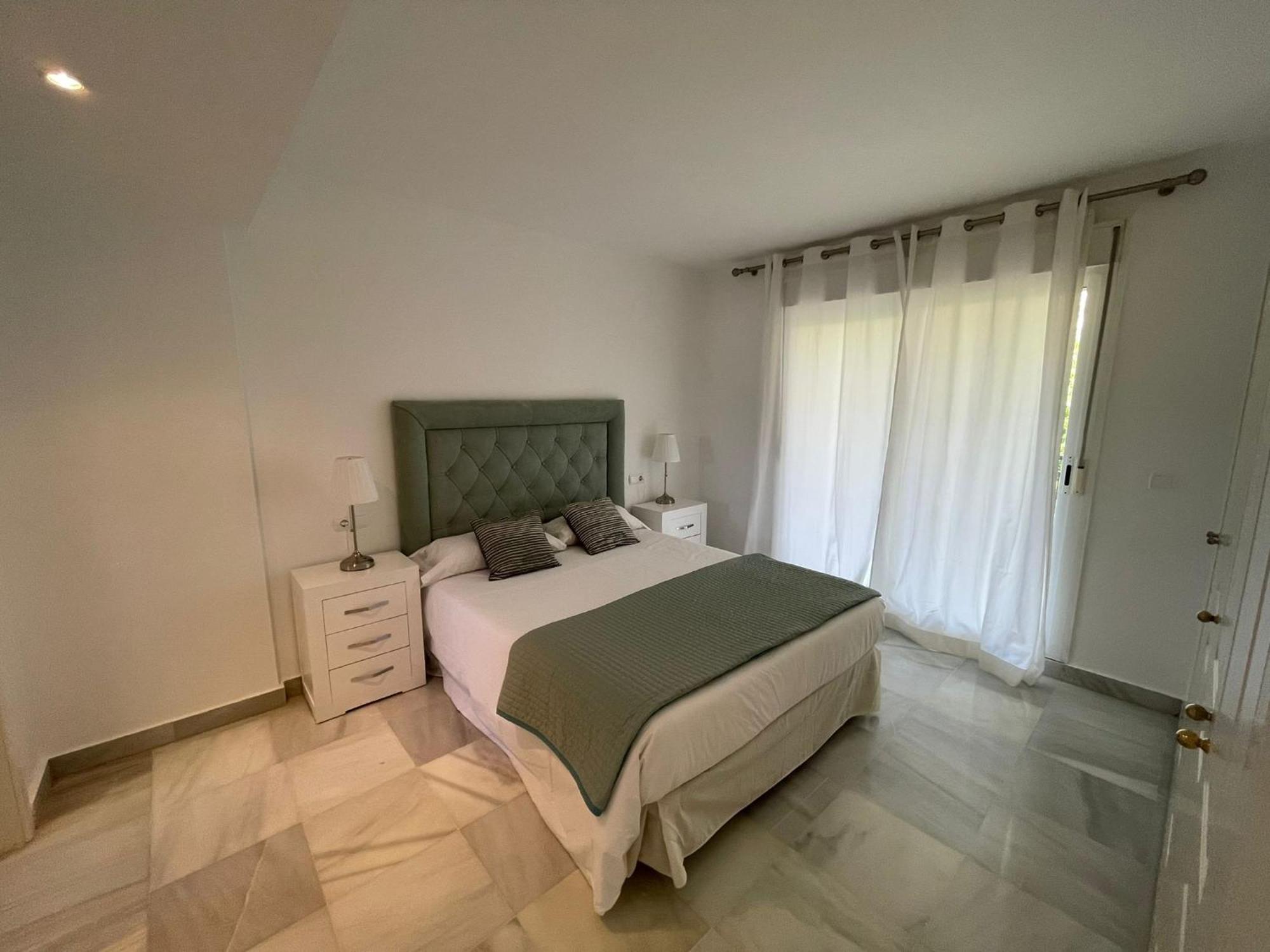 Apartamentos Naranjos Del Sol Marbella Kültér fotó