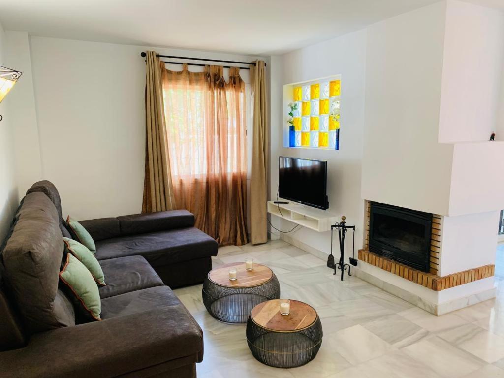 Apartamentos Naranjos Del Sol Marbella Kültér fotó