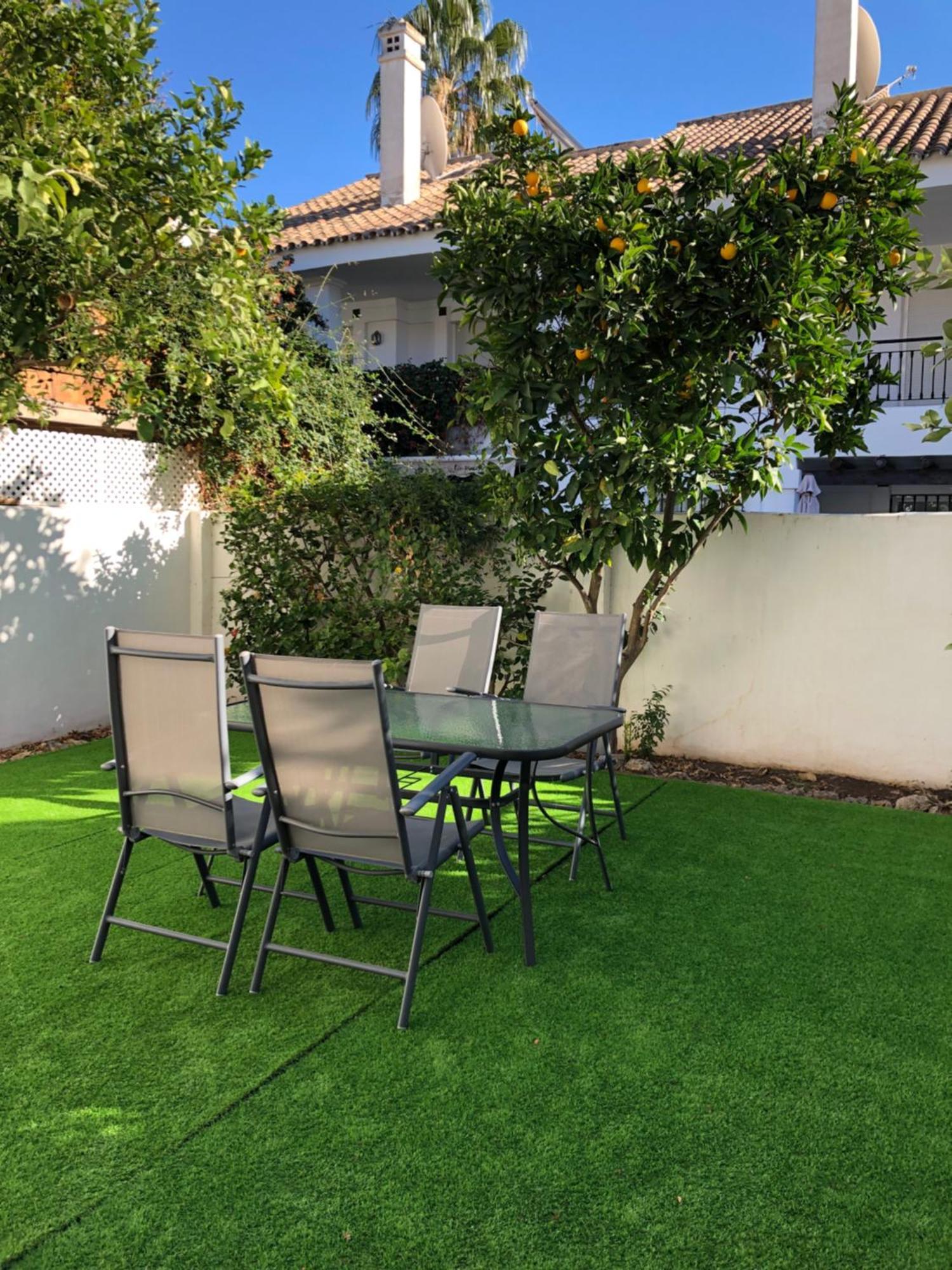 Apartamentos Naranjos Del Sol Marbella Kültér fotó
