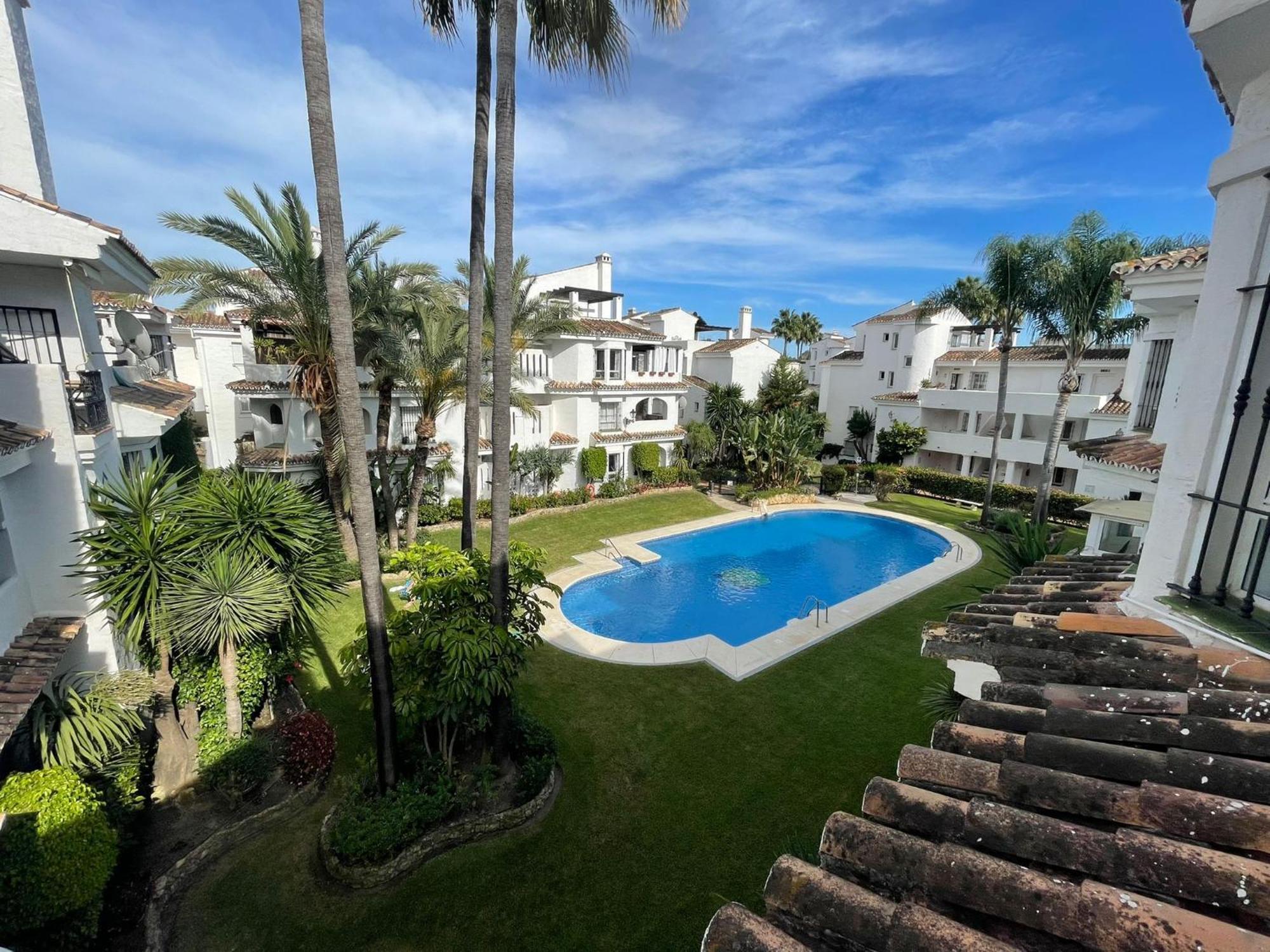Apartamentos Naranjos Del Sol Marbella Kültér fotó